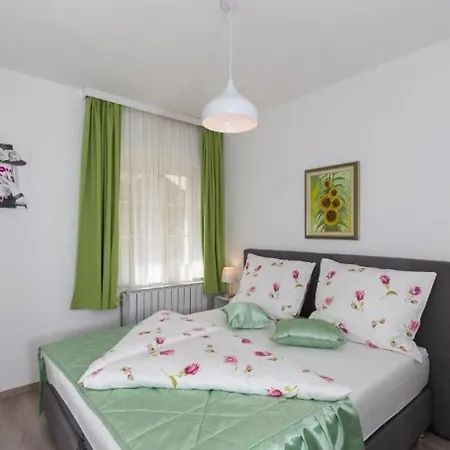 Appartement Ante - With Pool Cavtat