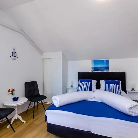 Appartement Ante - With Pool Cavtat